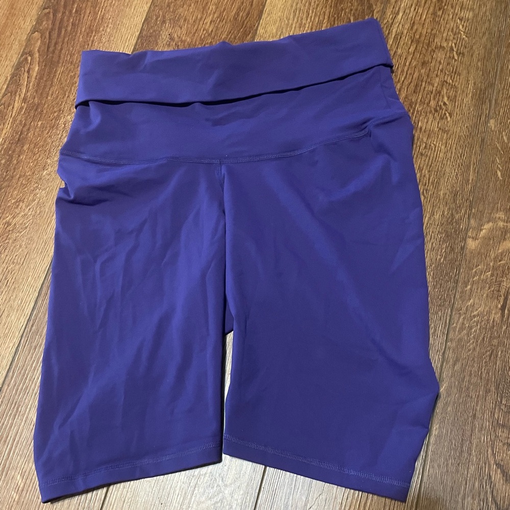 Reebok Lux Speedwick Bike Shorts NWT Knee Length Purple Fold Over Waist